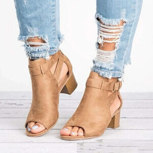 Vintage - Le Chateau Open Toe Y2K Leather Sandals